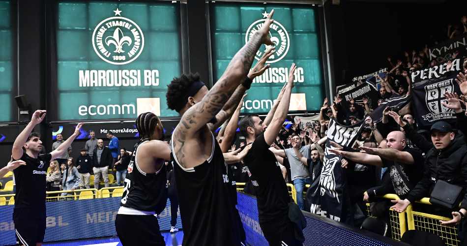 Maroussi-PAOK-fans