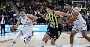 Kostas-Sloukas-Fenerbahce-Panathinaikos