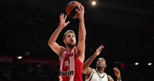 vezenkov olympiacos asvel