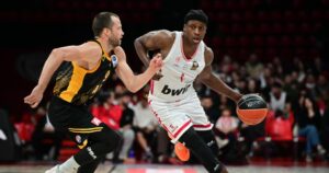 Frank-Ntilikina-Olympiacos-AEK