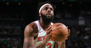 Mitchell-Robinson-New-York-Knicks-free-throw
