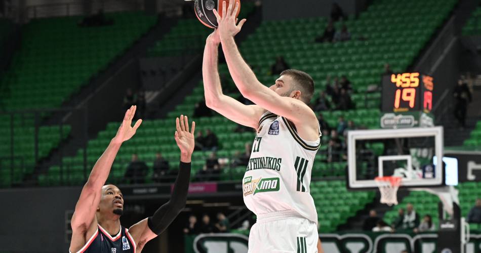 Nikos-Rogkavopoulos-Panathinaikos-Panionios-three-pointer