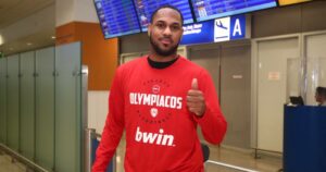 Monte-Morris-Olympiacos-arrival