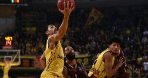 Elijah-Mitrou-Long-Aris-Venezia