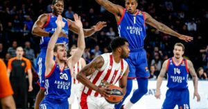Jamel-McLean-Anadolu-Efes-Olympiacos