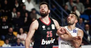 Alec-Peters-Karditsa-Olympiacos