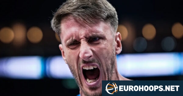 Ο Πολονάρα αποθεώθηκε από το κοινό της Σάσαρι και: “Είμαι μέλος της Ντιναμό”