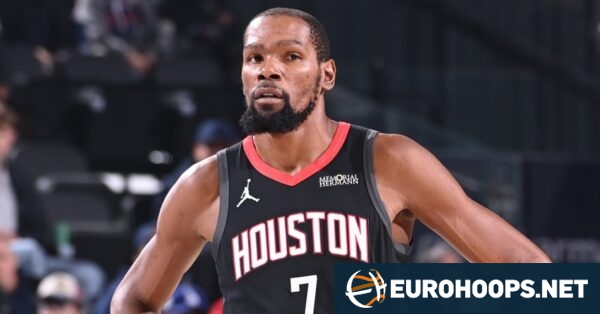 Kevin Durant doesn’t want reduced minutes: “The team is better when I’m on the court”