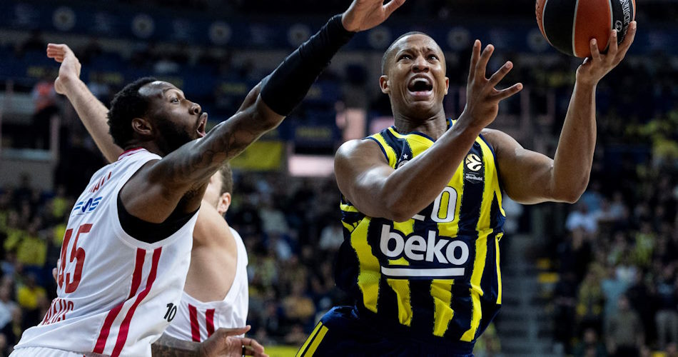 devon-hall-fenerbahce