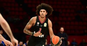 Tyson-Ward-Olympiacos-GBL