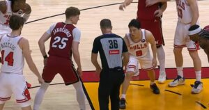 Yuki-Kawamura-Miami-Heat-Chicago-Bull-jumpball