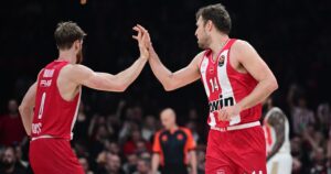 vezenkov-walkup-olympiacos.