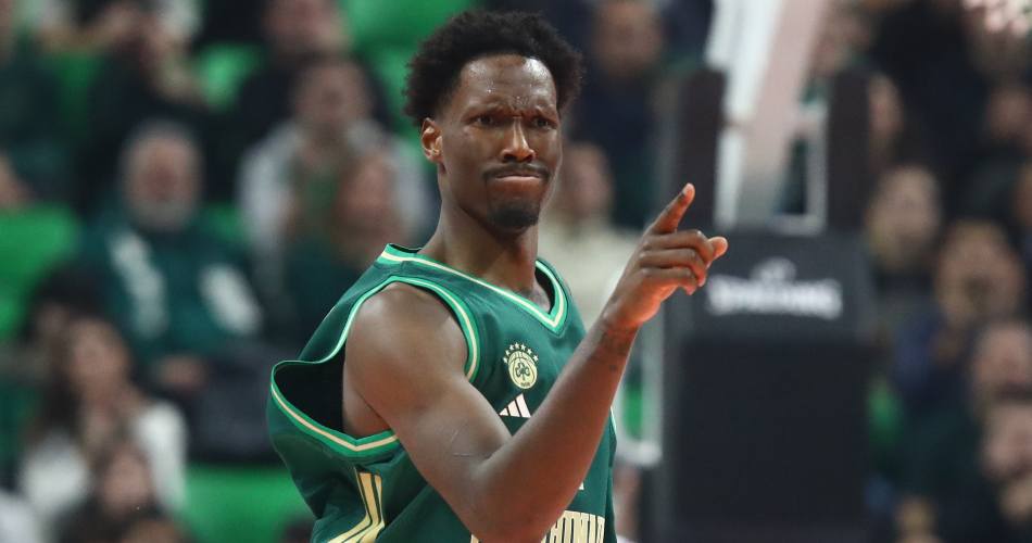 Nigel-Hayes-Davis-Panathinaikos-Paris