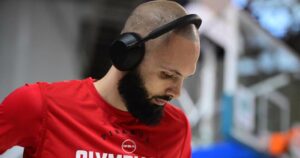 Evan-Fournier-Olympiacos-practice