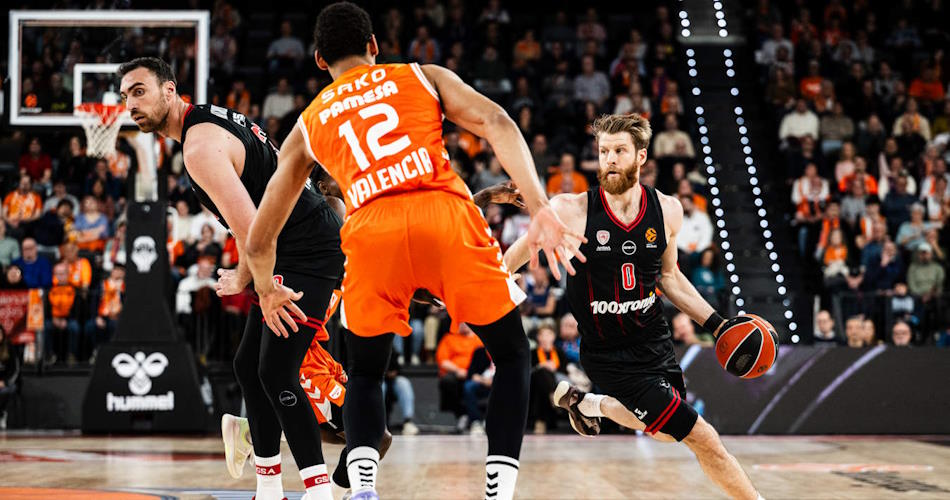 thomas-walkup-olympiacos