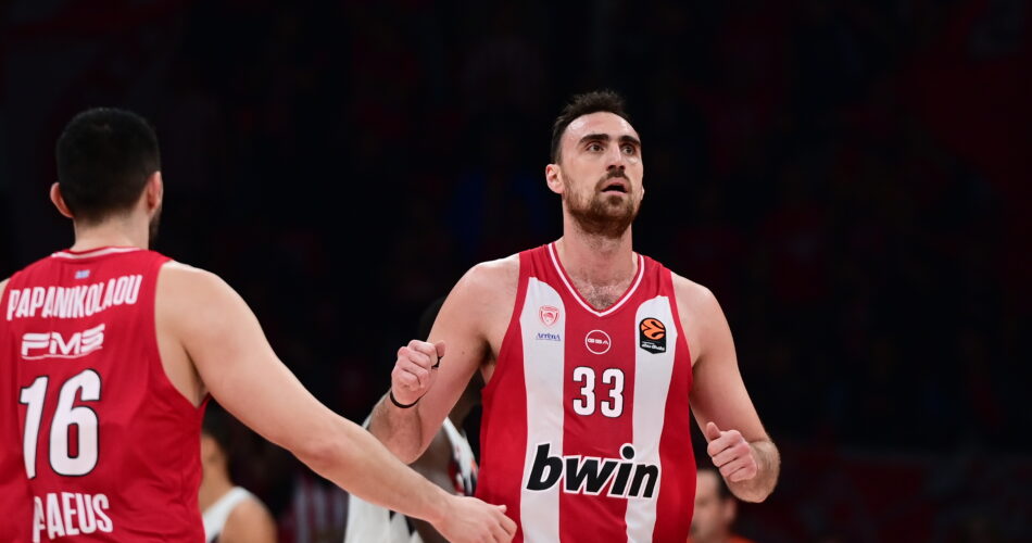 milutinov-papamnikolaou-olympiacos.
