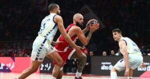 Evan-Fournier-Olympiacos-Valencia