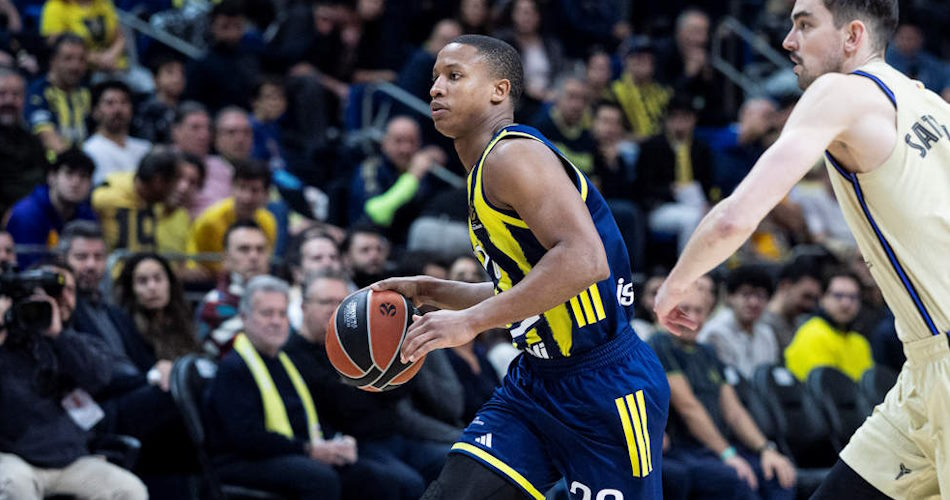 devon-hall-fenerbahce
