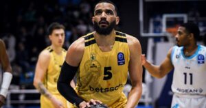 Amine-Noua-Kolossos-Aris