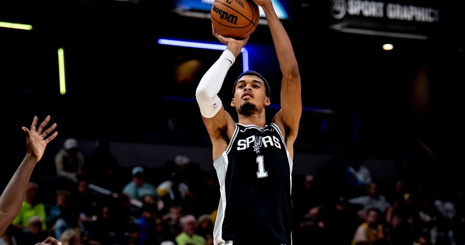 Victor Wembanyama wins Player of the Month in the Western Conference