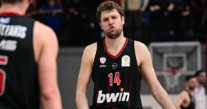 Sasha-Vezenkov-Panionios-Olympiacos