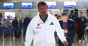 Ergin-Ataman-Panathinaikos-airport