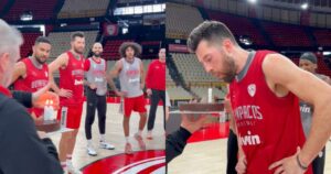 Alec-Peters-Olympiacos-birthday-cake
