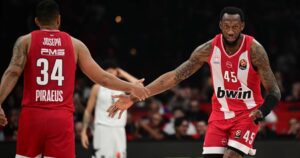 Cory-Joseph-Donta-Hall-Olympiacos-Olimpia-Milano