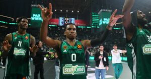 TJ-Shorts-Panathinaikos-Monaco-celebrations