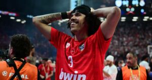 ward olympiacos