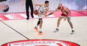 Wade-Baldwin-Evan-Fournier-Olympiacos-Fenerbahce