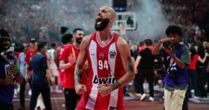 Evan-Fournier-Olympiacos-Real-Madrid-Final-Four-hyped(2)