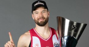 Alec-Peters-Olympiacos-EuroLeague-Champions-2026