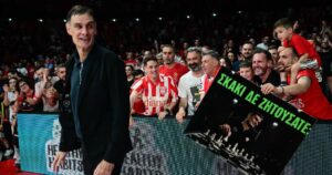 Giorgos-Bartzokas-Olympiacos-AEK-Game-1