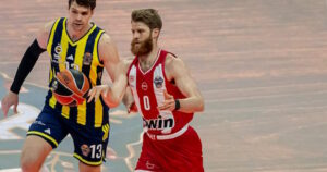 thomas-walkup-olympiacos