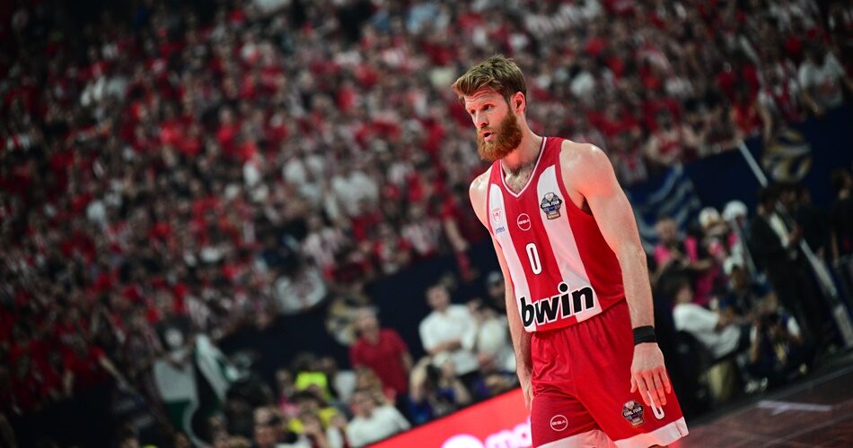 walkup-olympiacos-fener-finalfour.
