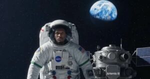 Nigel-Hayes-Davis-Panathinaikos-moon