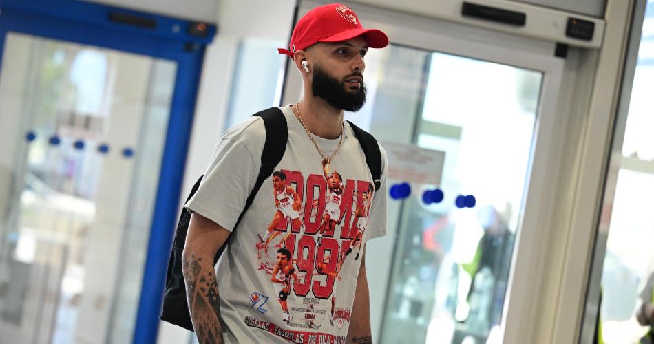 Evan-Fournier-Olympiacos-Rome-1997(2)