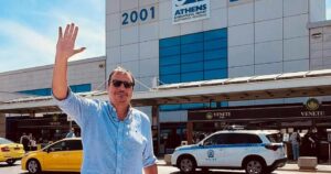 Ergin-Ataman-Panathinaikos-airport-goodbye