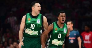 Kostas-Sloukas-TJ-Shorts-Olympiacos-Panathinaikos-Game-3-hyped