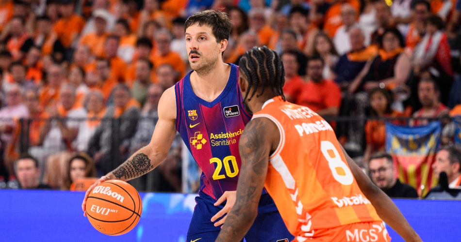 Barcelona shocks Roig Arena and takes the lead in the Finals - Eurohoops