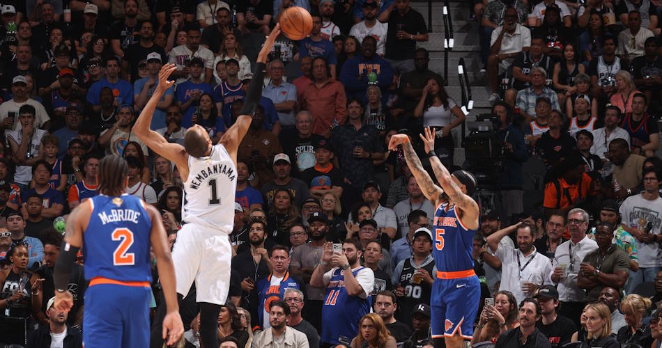 victor-wembanayma-san-antonio-spurs