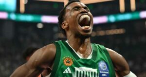 TJ-Shorts-Panathinaikos-Olympiacos-Game-4-hyped(2)