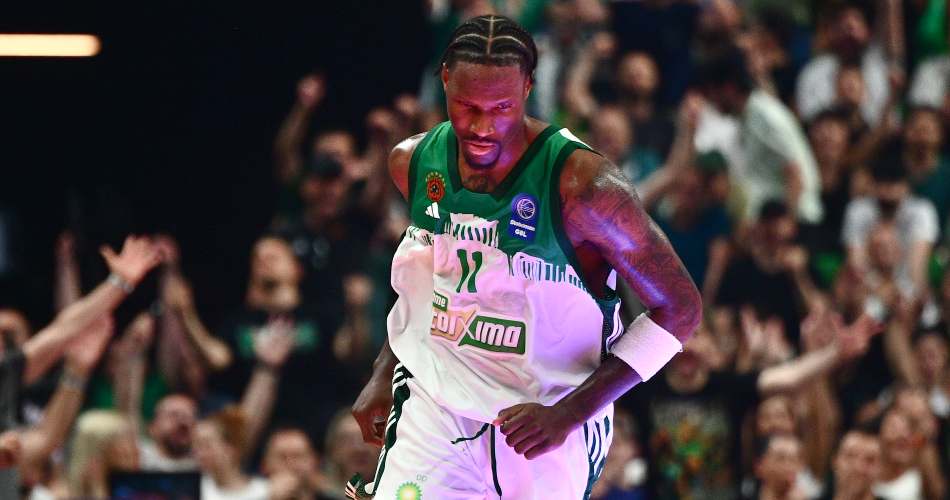 Nigel-Hayes-Davis-Panathinaikos-Olympiacos-Game-2(3)