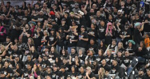 san-antionio-spurs-fans