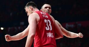 Nikola-Milutinov-Kostas-Papanikolaou-Olympiacos-hyped