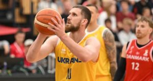 Svi-Mykhailiuk-Denmark-Ukraine-World-Cup-qualifiers