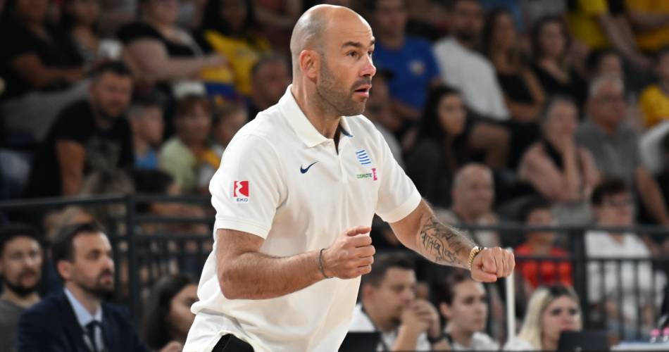 Σπανούλης: “Νιώθω ντροπή για την εμφάνιση, σταματήσαμε να παίζουμε μπάσκετ”