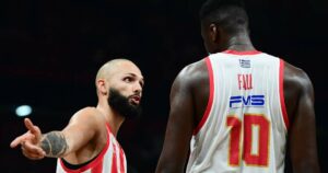 Evan-Fournier-Moustapha-Fall-Olympiacos-2025