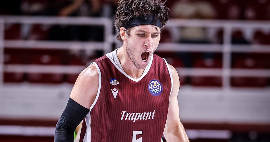 ryan-arcidiacono-trapani-shark